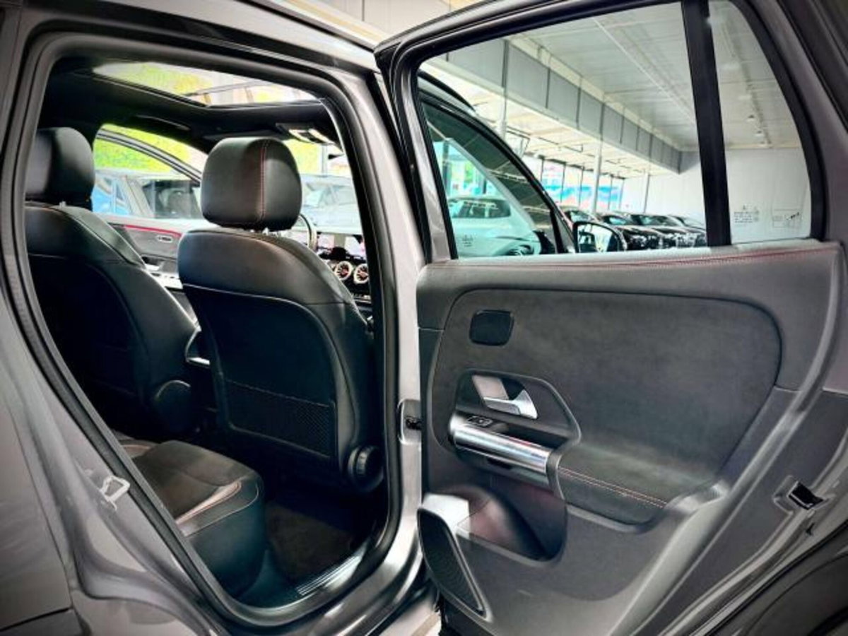 Mercedes-Benz GLA SUV 220 d AMG Line Premium Plus 4matic auto (15)