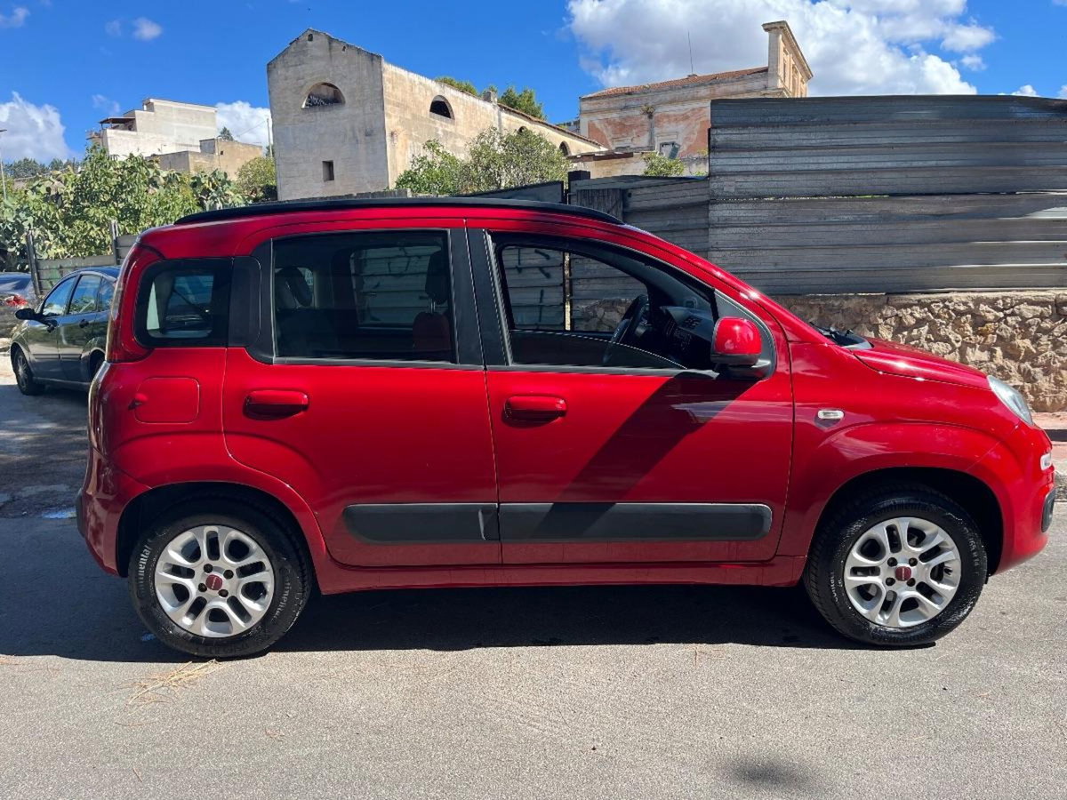 Fiat Panda 0.9 TwinAir Turbo Natural Power Lounge (5)