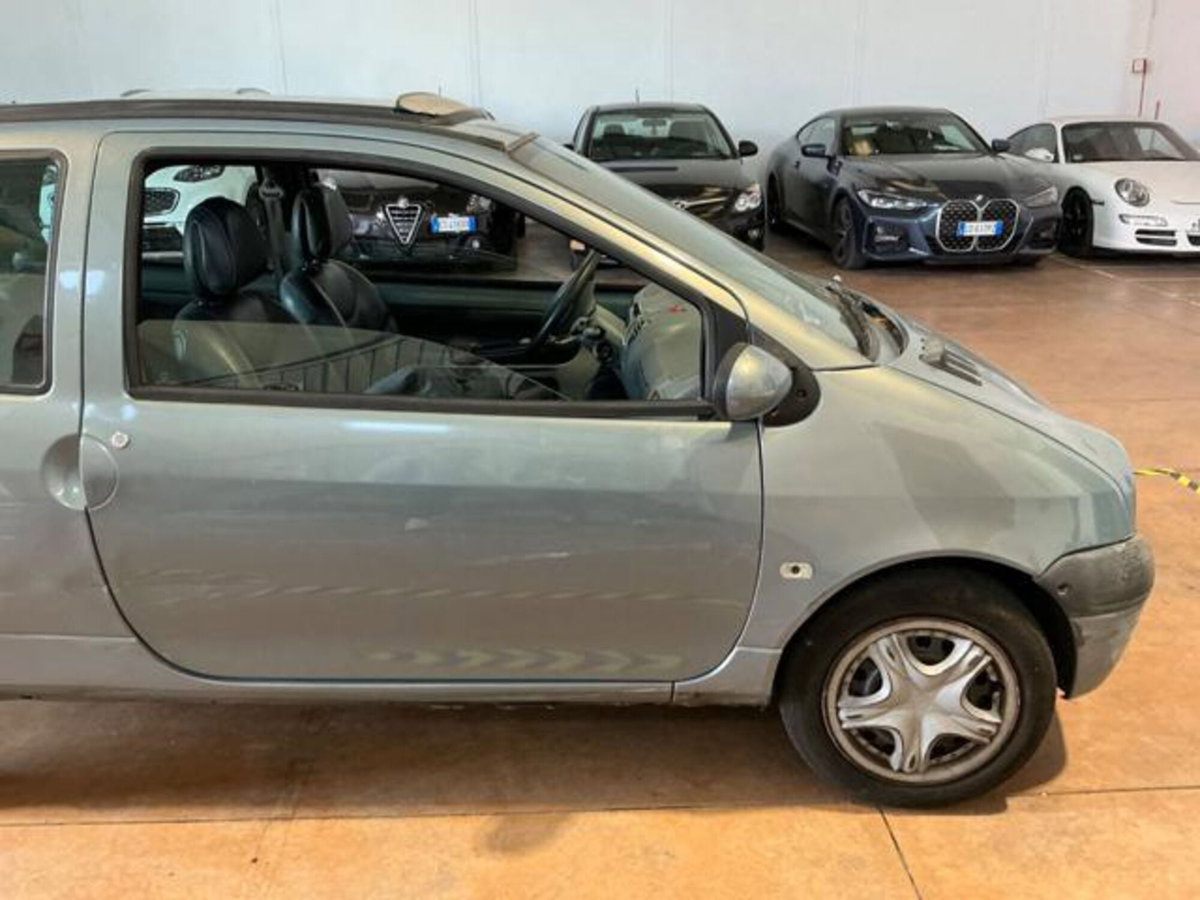Renault Twingo 1.2i 16V cat Initiale (4)