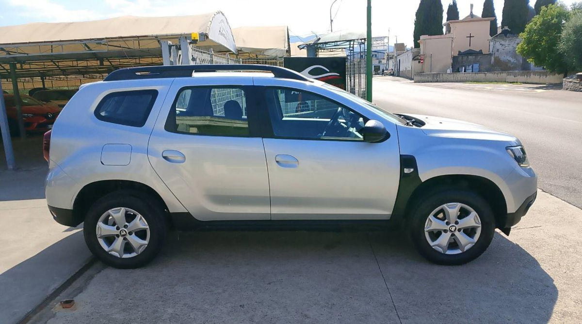 Dacia Duster 1.0 TCe 100 CV 4x2 15th Anniversary (20)