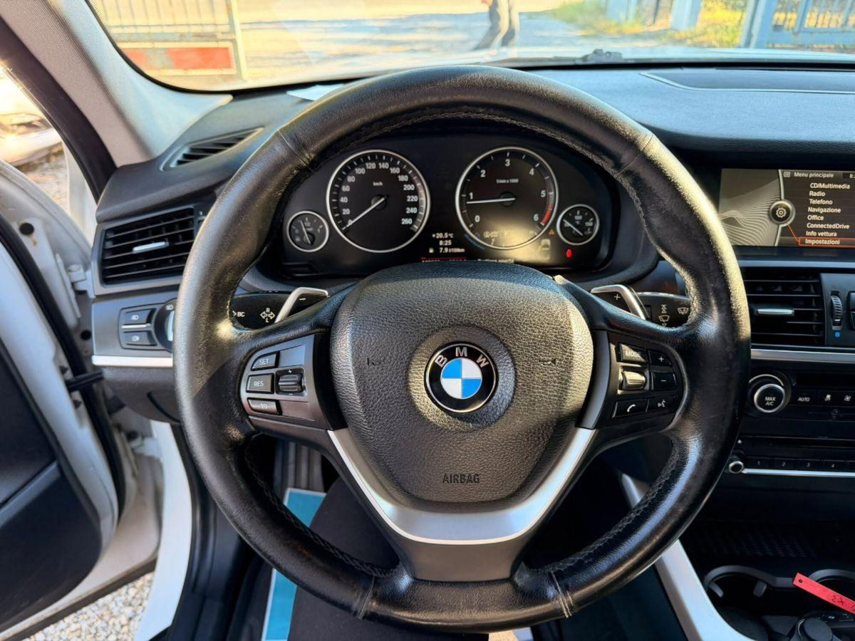 BMW X3 xDrive20d Futura (12)