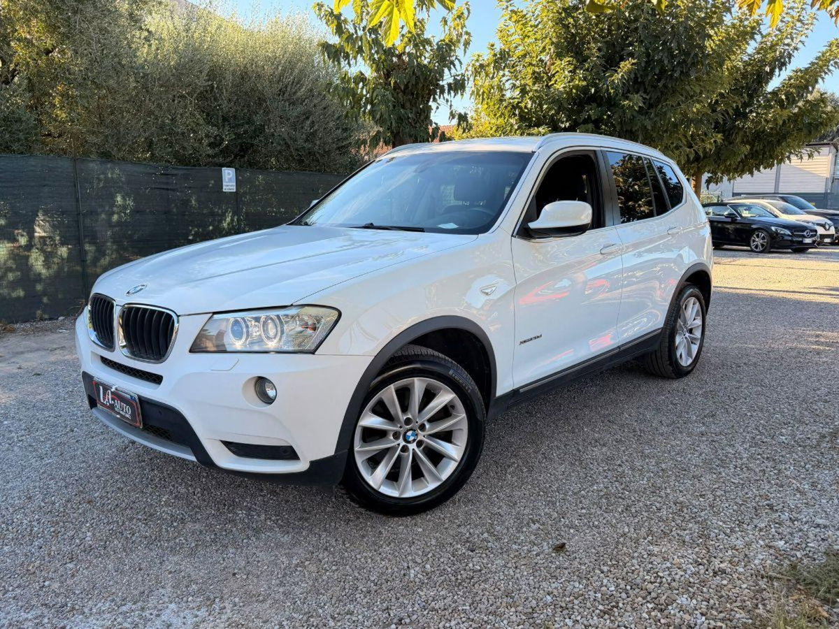BMW X3 xDrive20d Futura (2)