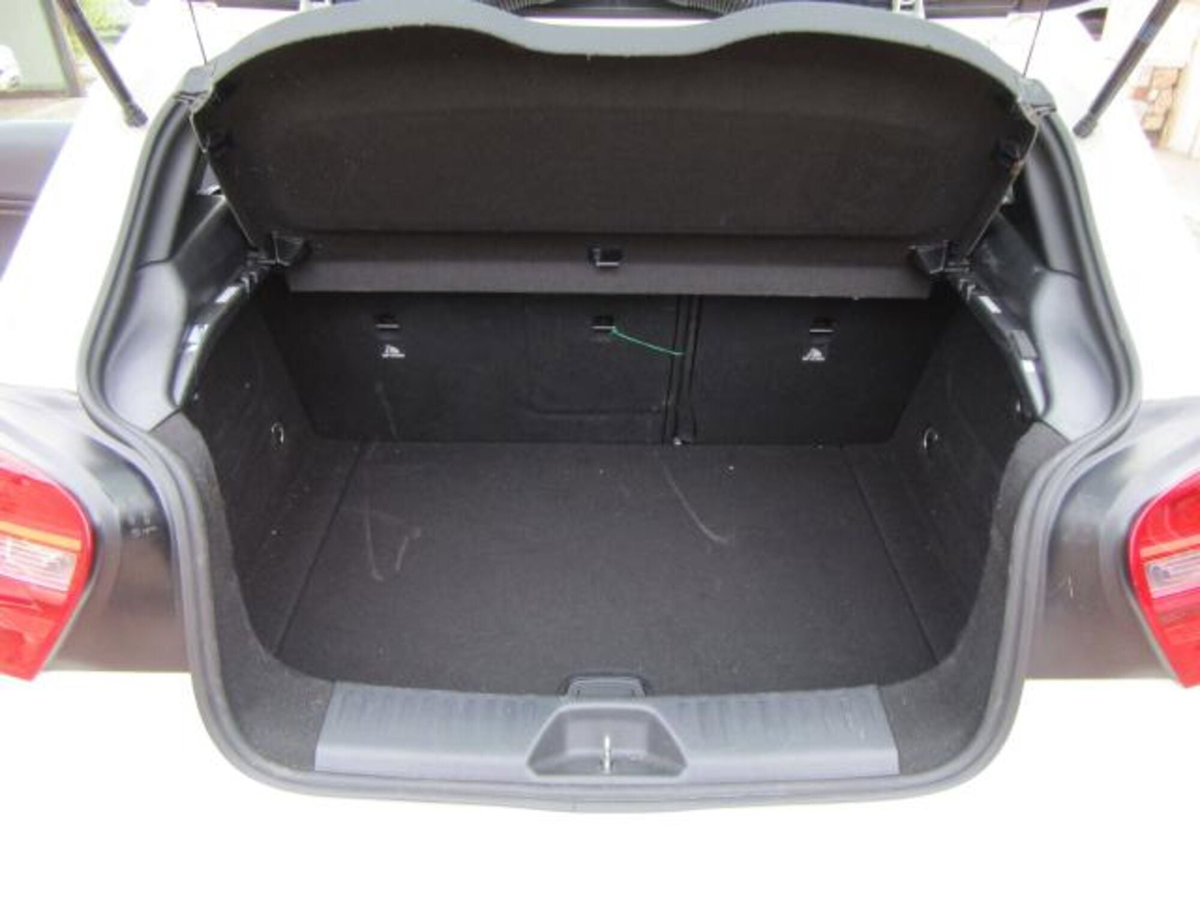 Mercedes-Benz Classe A 180 CDI Sport (13)