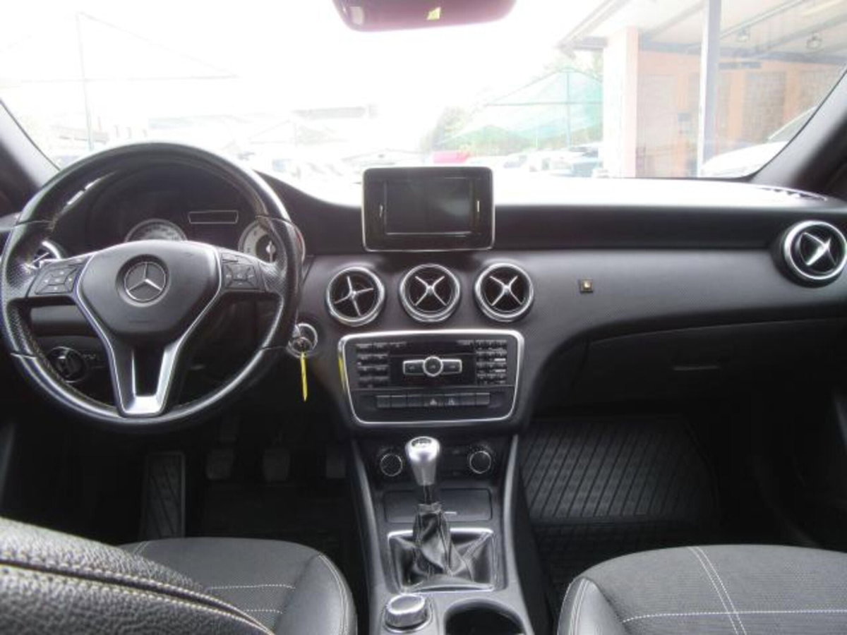 Mercedes-Benz Classe A 180 CDI Sport (14)