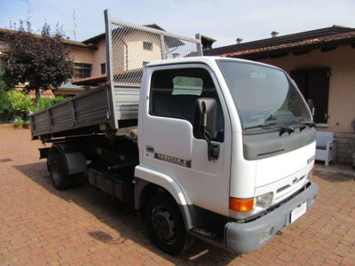 Nissan Cabstar 28.10 3.0 Tdi PC Cabinato L usata