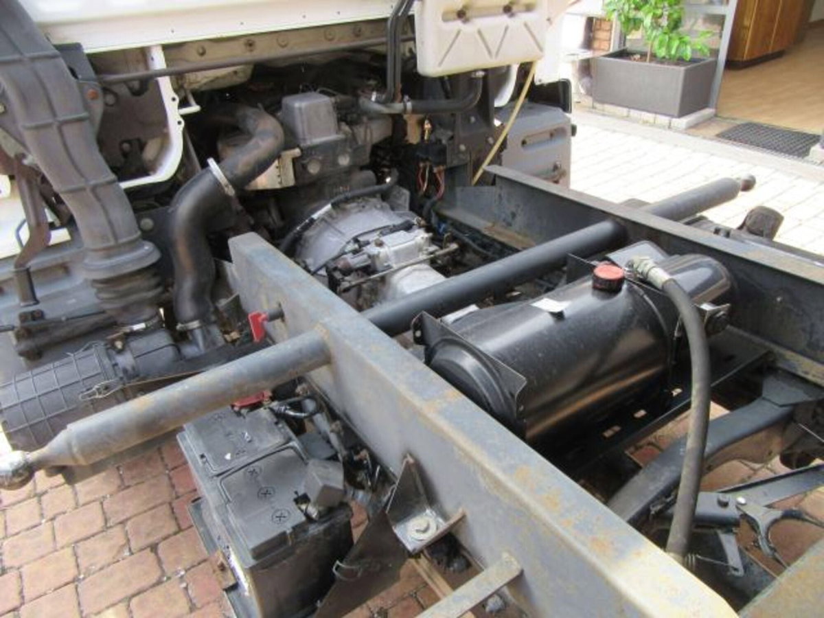 Nissan Cabstar 28.10 3.0 Tdi PC Cabinato L (14)