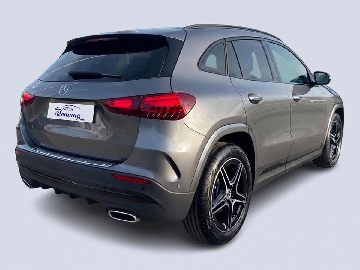 Mercedes-Benz GLA SUV 200 d Automatic Premium (3)