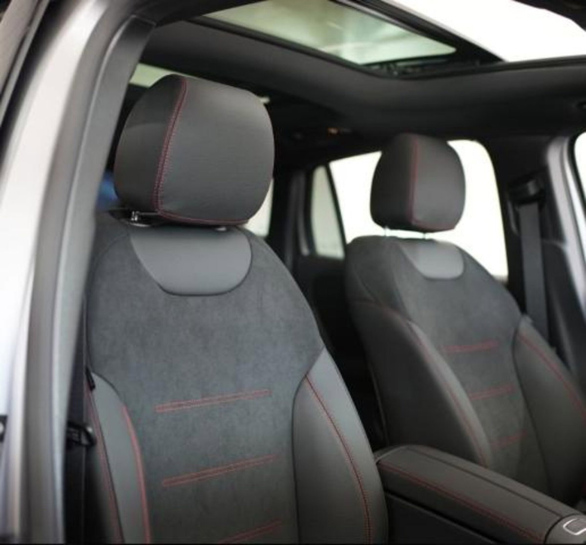 Mercedes-Benz GLA SUV 200 d Automatic Premium (9)