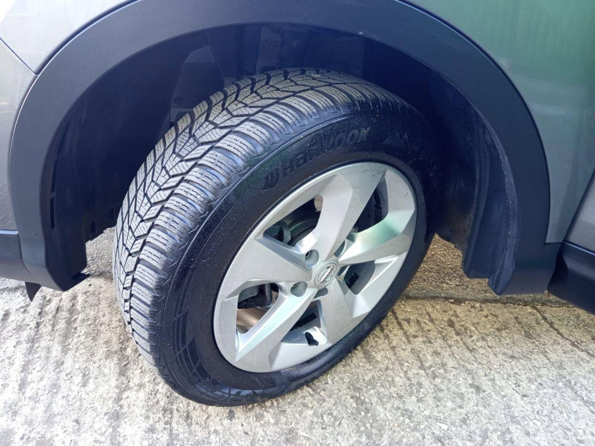 Nissan Qashqai 1.5 dCi 115 CV DCT Business (12)
