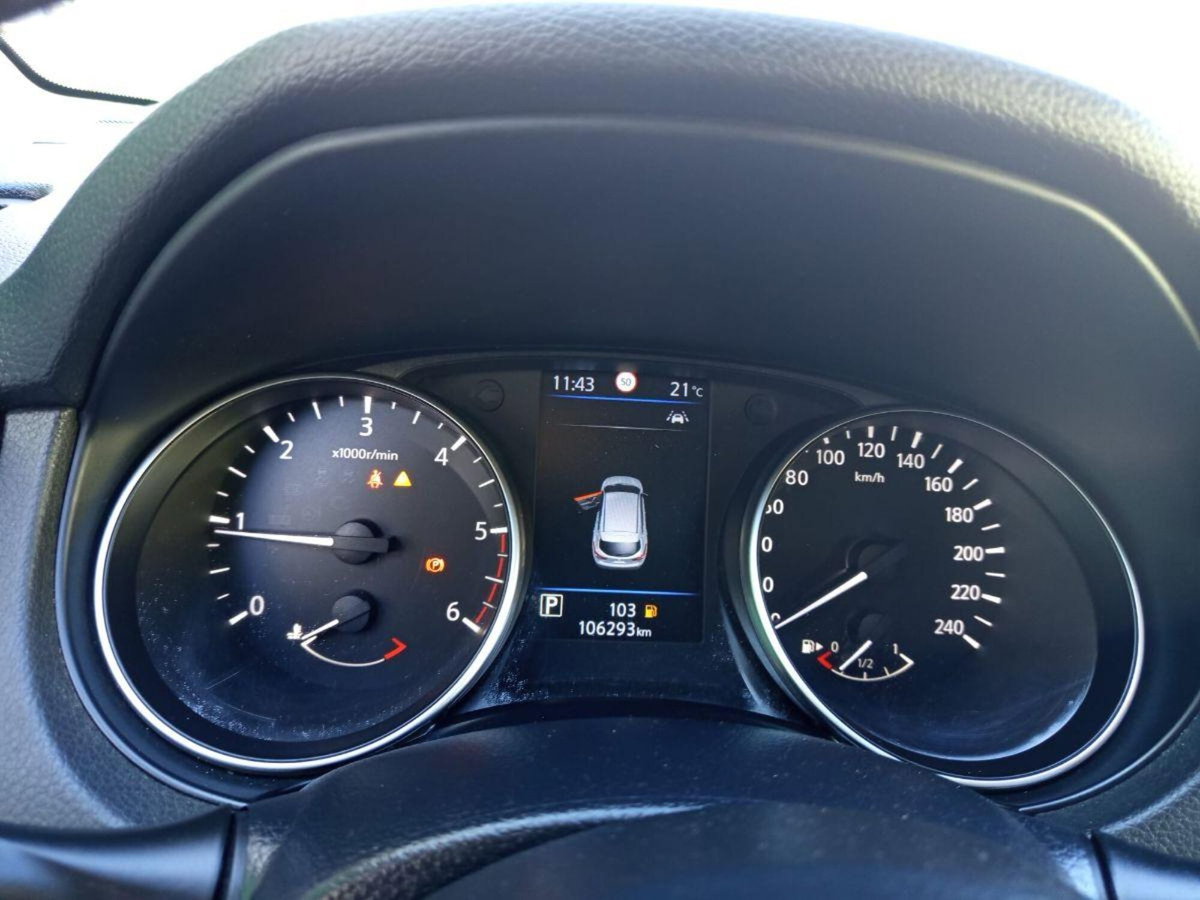 Nissan Qashqai 1.5 dCi 115 CV DCT Business (18)