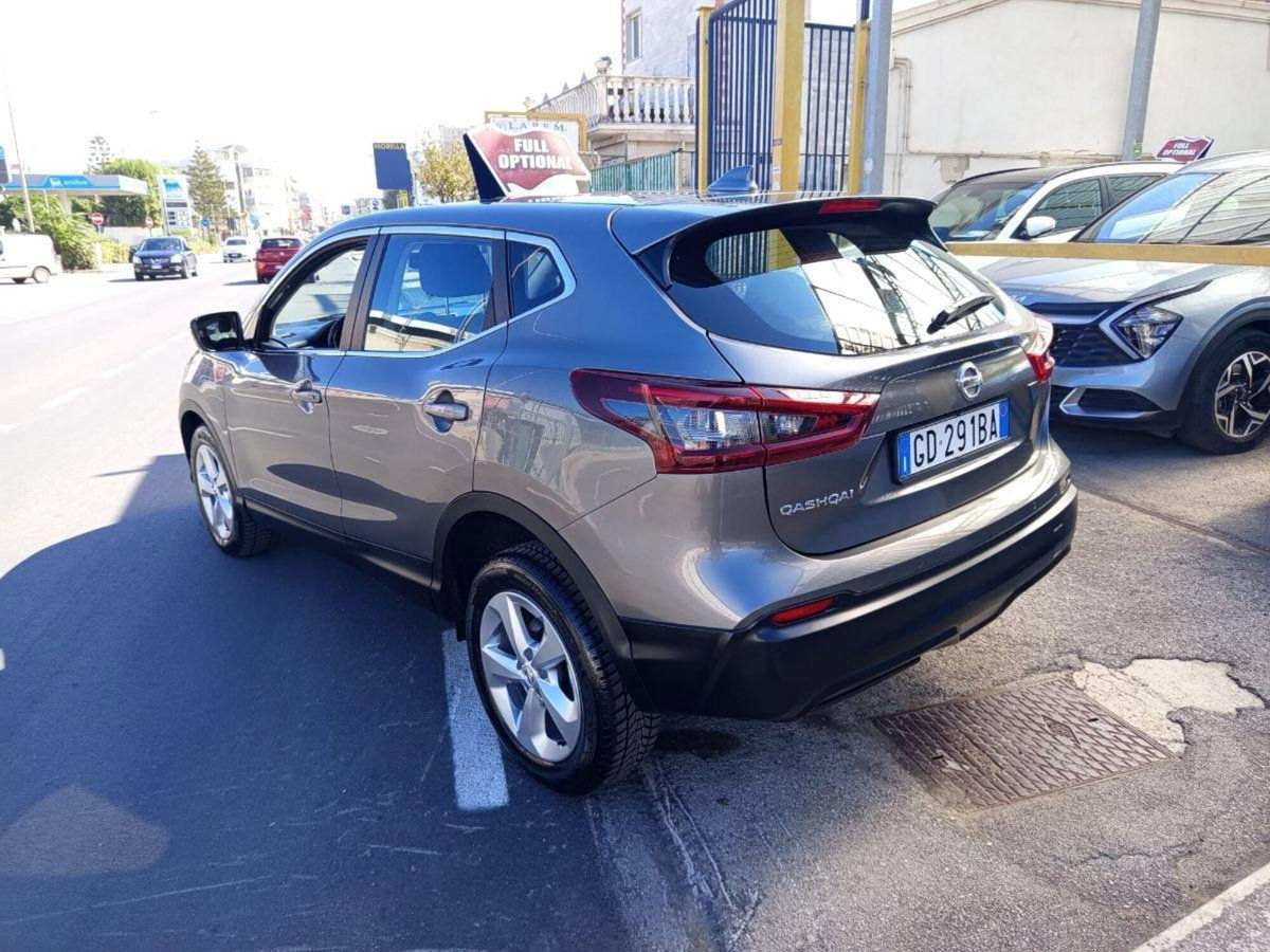 Nissan Qashqai 1.5 dCi 115 CV DCT Business (6)