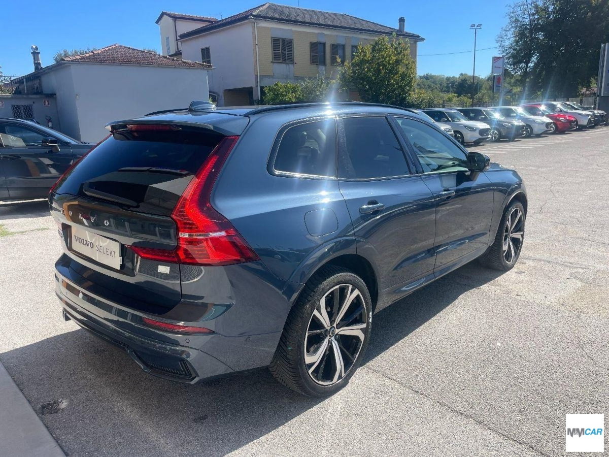 Volvo XC60 T6 Recharge AWD Plug-in Hybrid aut. Plus Dark (3)