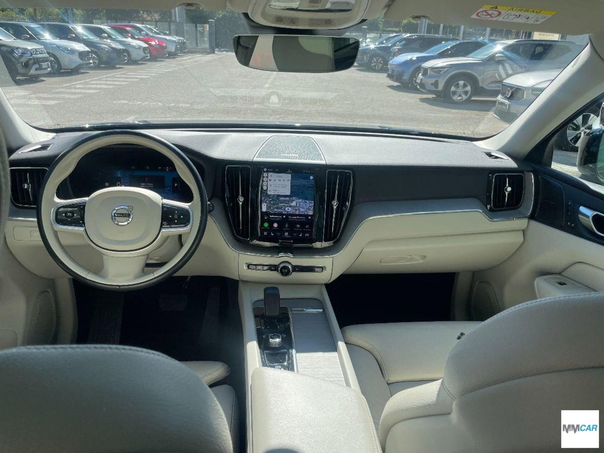 Volvo XC60 T6 Recharge AWD Plug-in Hybrid aut. Plus Dark (7)