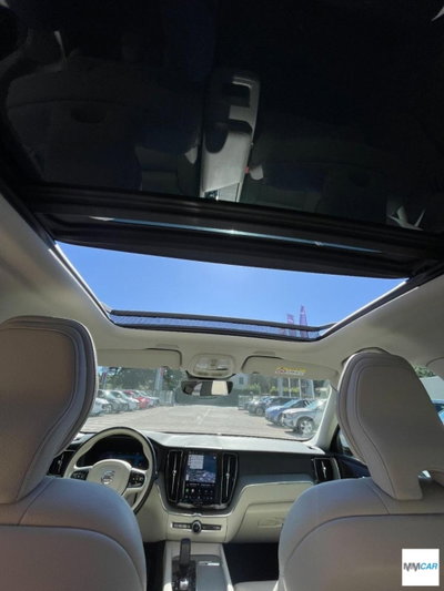 Volvo XC60 T6 Recharge AWD Plug-in Hybrid aut. Plus Dark (9)