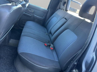 Mitsubishi L200 2.5 TD 4WD Double Cab Pick-up (12)