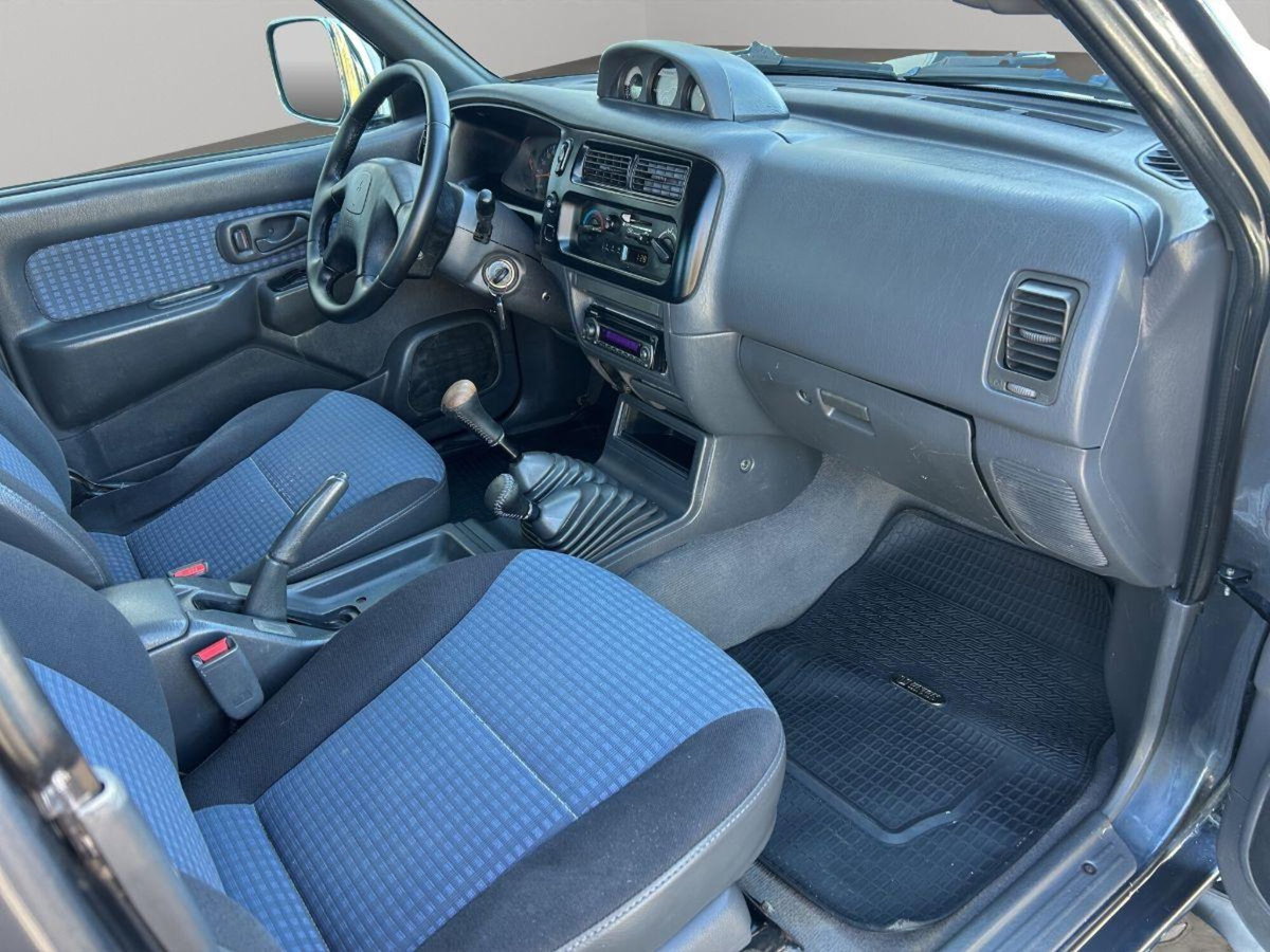 Mitsubishi L200 2.5 TD 4WD Double Cab Pick-up (20)