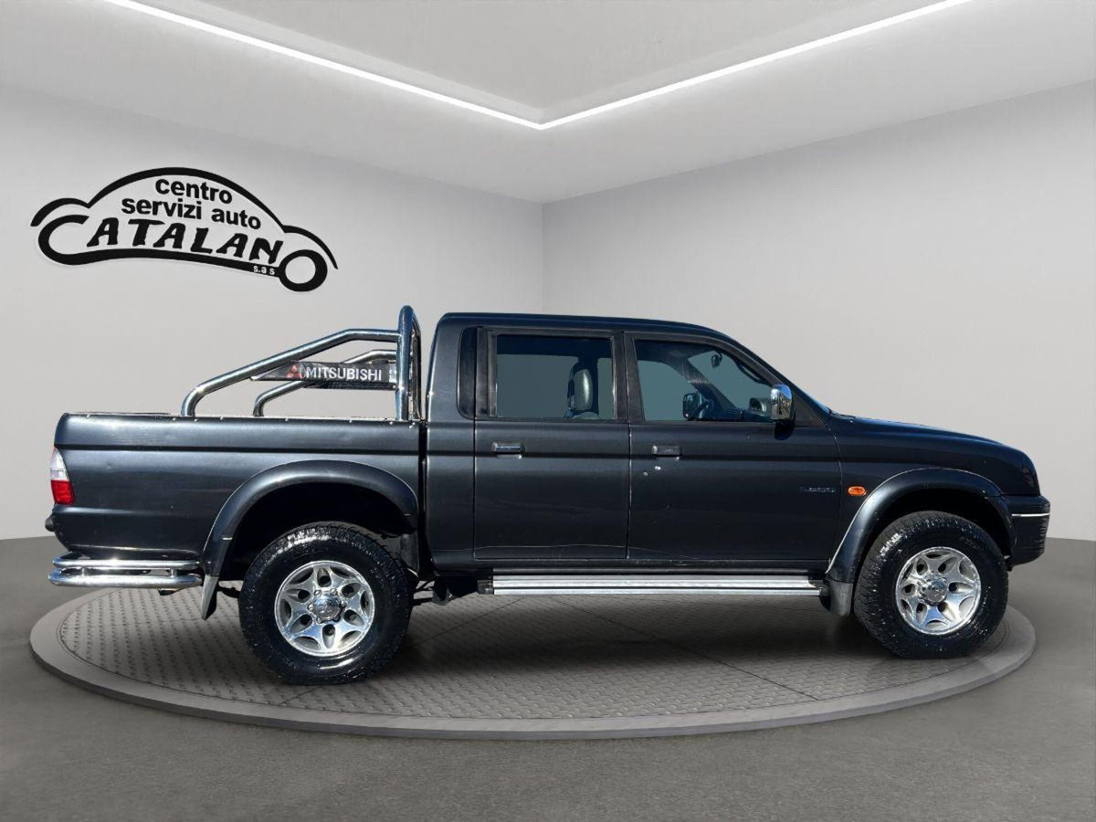 Mitsubishi L200 2.5 TD 4WD Double Cab Pick-up (6)