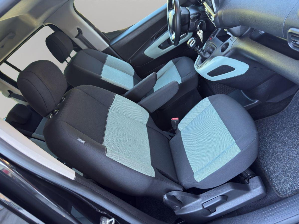 Citroen Berlingo BlueHDi 130 Stop&Start M Shine (19)