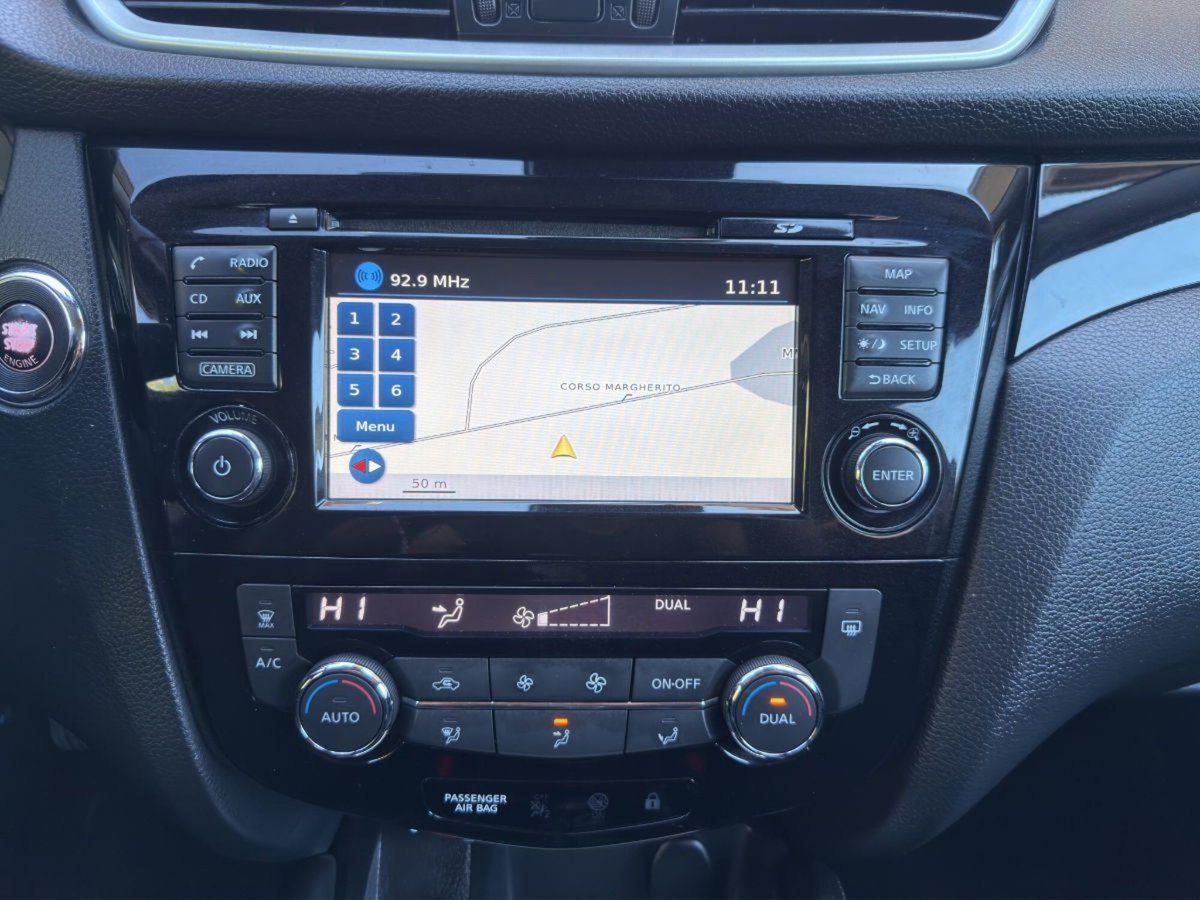 Nissan Qashqai 1.5 dCi Tekna (16)