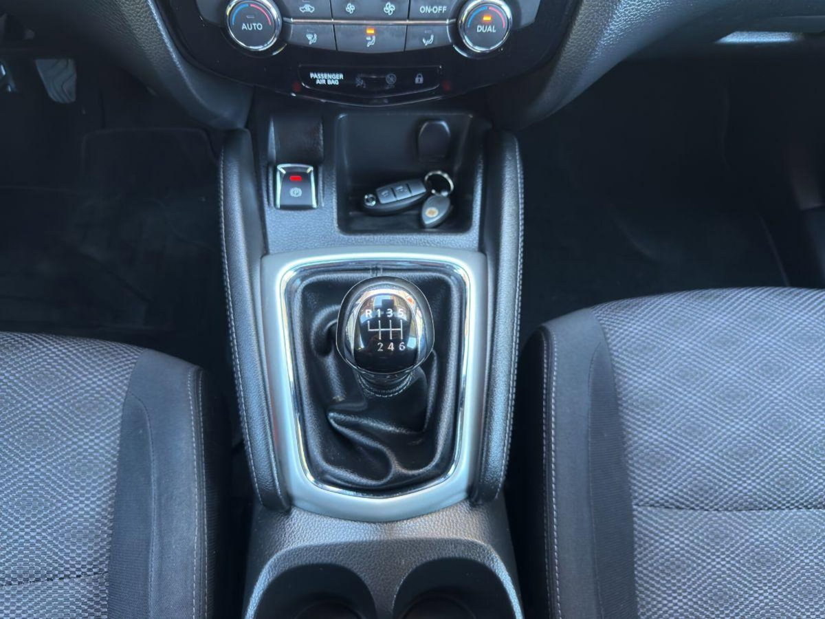 Nissan Qashqai 1.5 dCi Tekna (17)