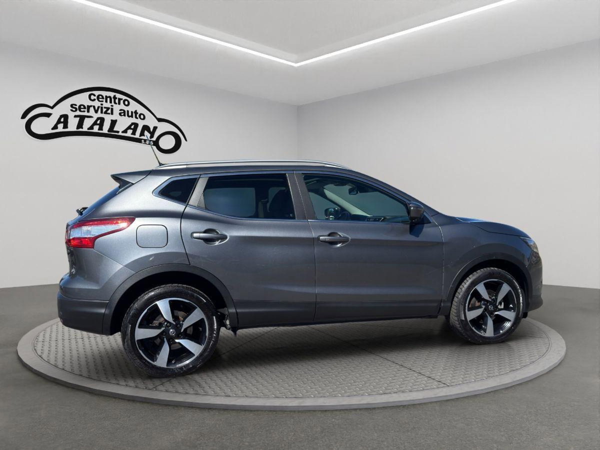 Nissan Qashqai 1.5 dCi Tekna (6)