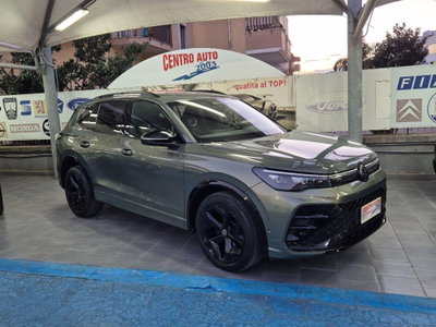 Volkswagen Tiguan 2.0 tdi R-Line 150cv dsg usata