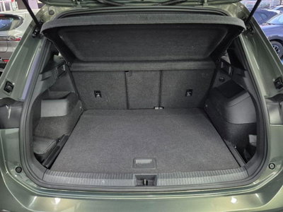 Volkswagen Tiguan 2.0 tdi R-Line 150cv dsg (18)