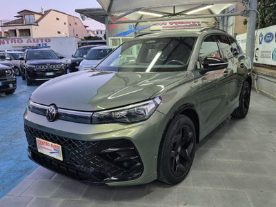 Volkswagen Tiguan 2.0 tdi R-Line 150cv dsg (5)