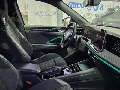 Volkswagen Tiguan 2.0 tdi R-Line 150cv dsg (6)