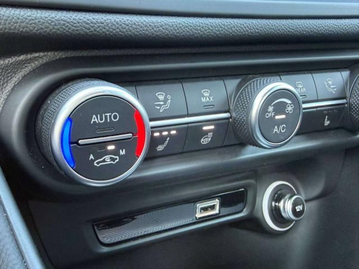Alfa Romeo Giulia 2.0 t Veloce Q4 280cv auto (12)