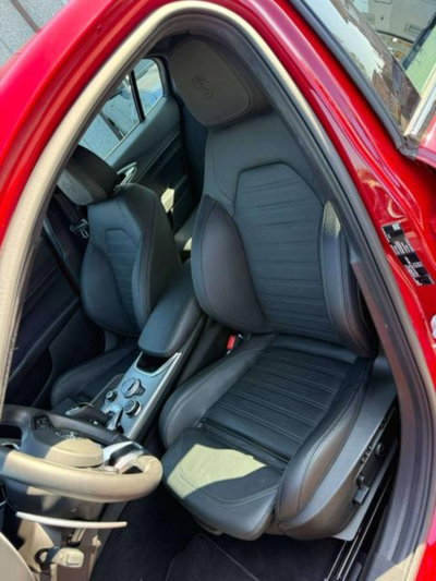 Alfa Romeo Giulia 2.0 t Veloce Q4 280cv auto (8)