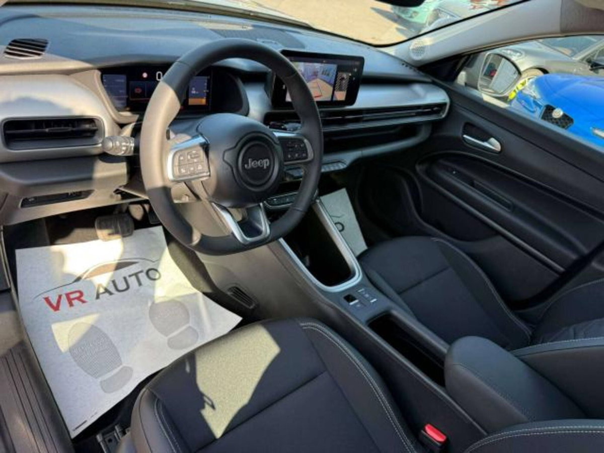 Jeep Avenger 1.2 turbo e-hybrid mhev Altitude fwd 110cv edct6 (6)