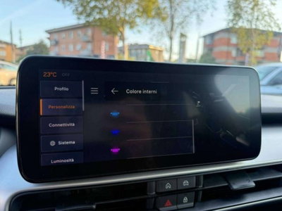 Jeep Avenger 1.2 turbo e-hybrid mhev Summit fwd 110cv edct6 (10)