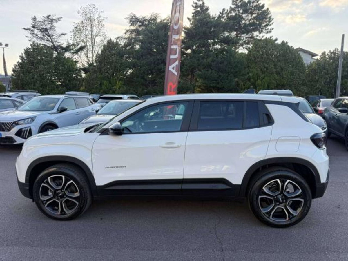 Jeep Avenger 1.2 turbo e-hybrid mhev Summit fwd 110cv edct6 (3)