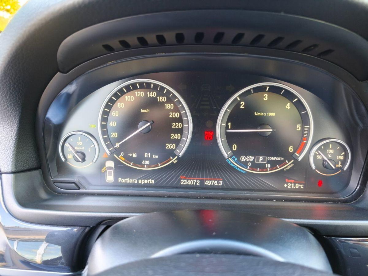 BMW Serie 5 Touring 520d  Luxury (13)