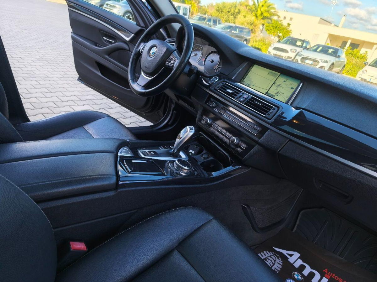 BMW Serie 5 Touring 520d  Luxury (18)