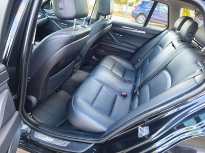 BMW Serie 5 Touring 520d  Luxury (9)