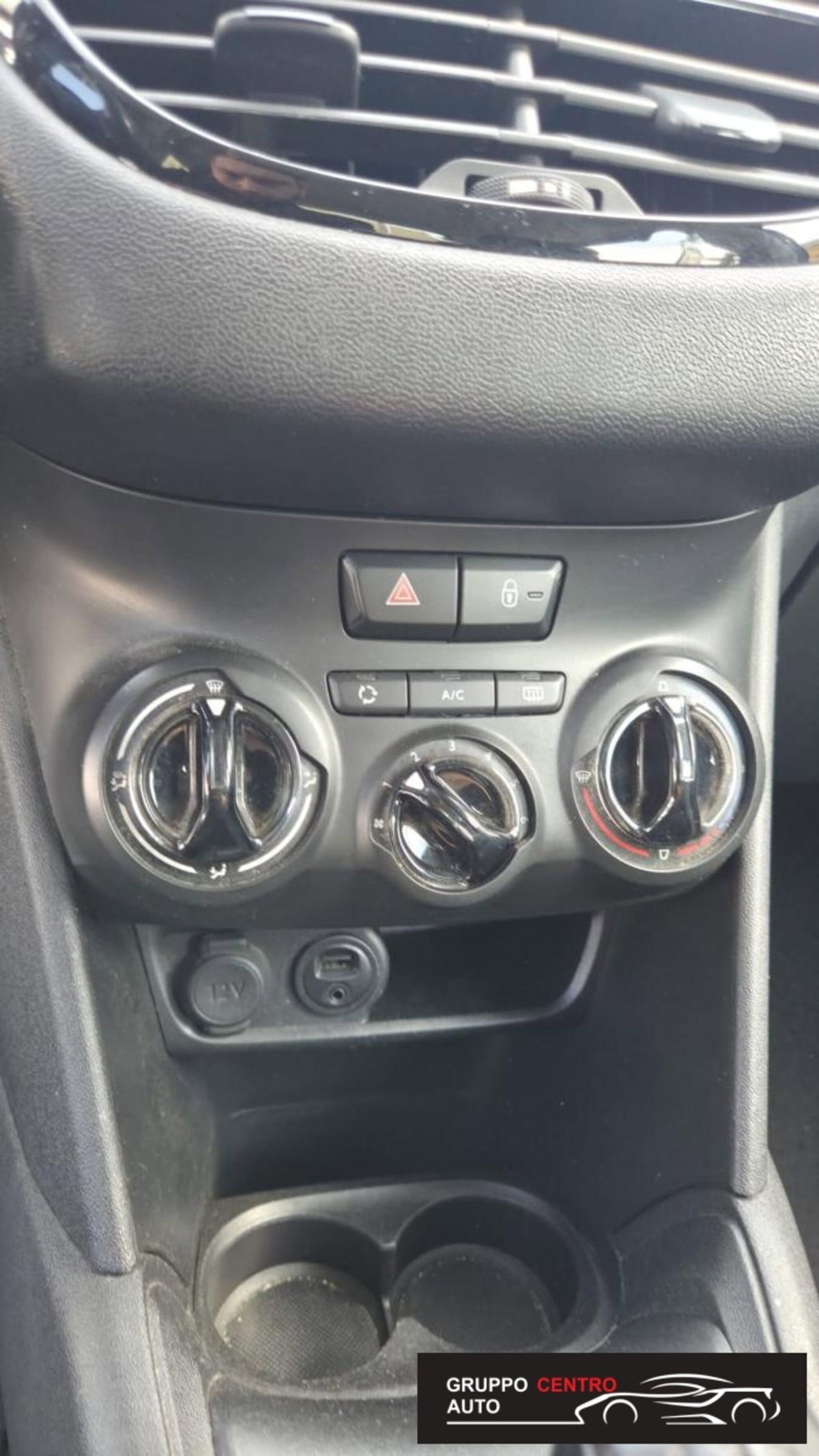 Peugeot 208 82 3p. GPL Active (9)