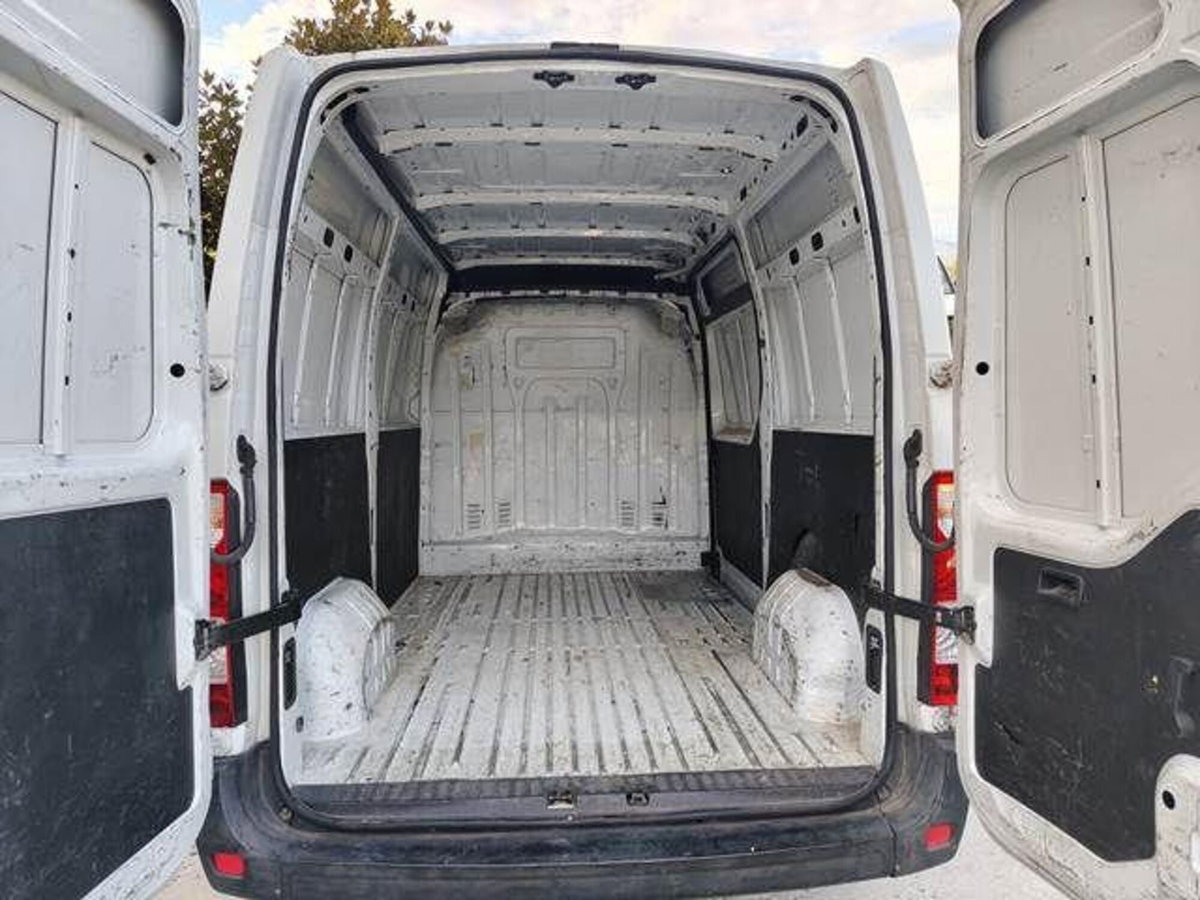 Opel Movano Furgone 28 2.3 CDTI 130CV PC-TN FWD Furgone (2)