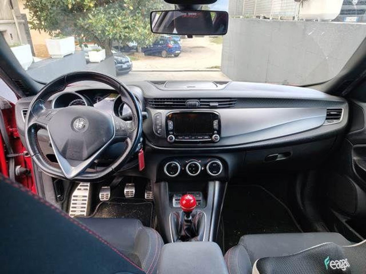Alfa Romeo Giulietta 2.0 JTDm Giulietta 150cv (3)