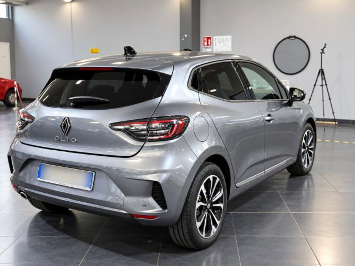 Renault Clio TCe 100 CV GPL 5 porte Techno (3)