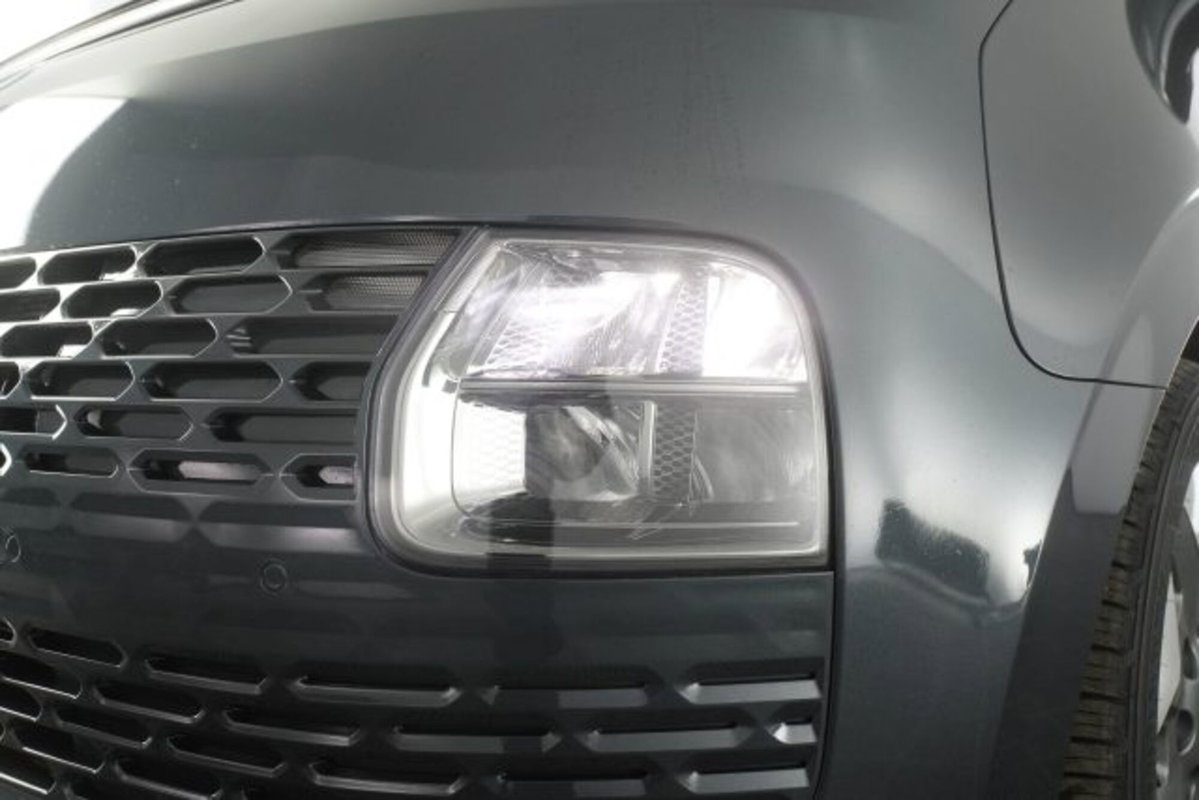 Hyundai Staria 2.2 2wd auto (15)