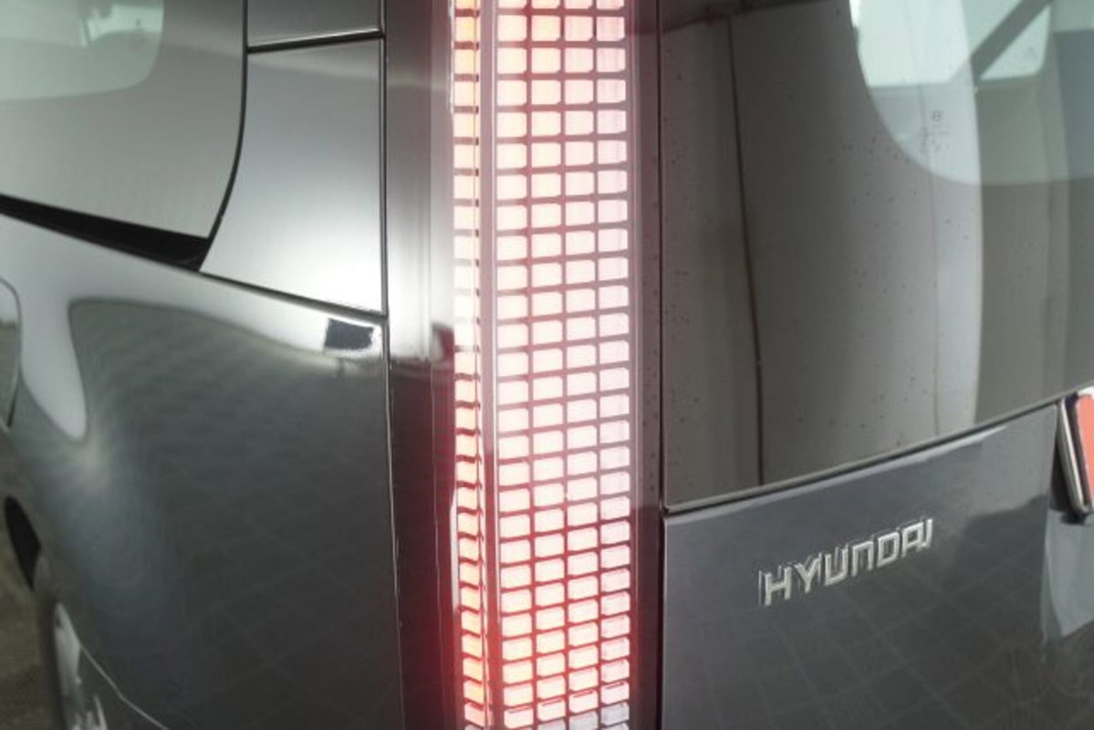 Hyundai Staria 2.2 2wd auto (17)