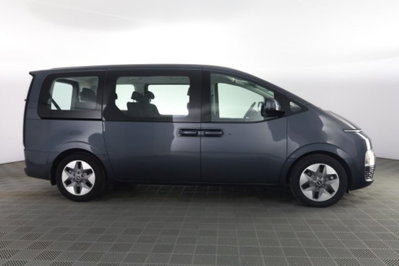 Hyundai Staria 2.2 2wd auto (3)