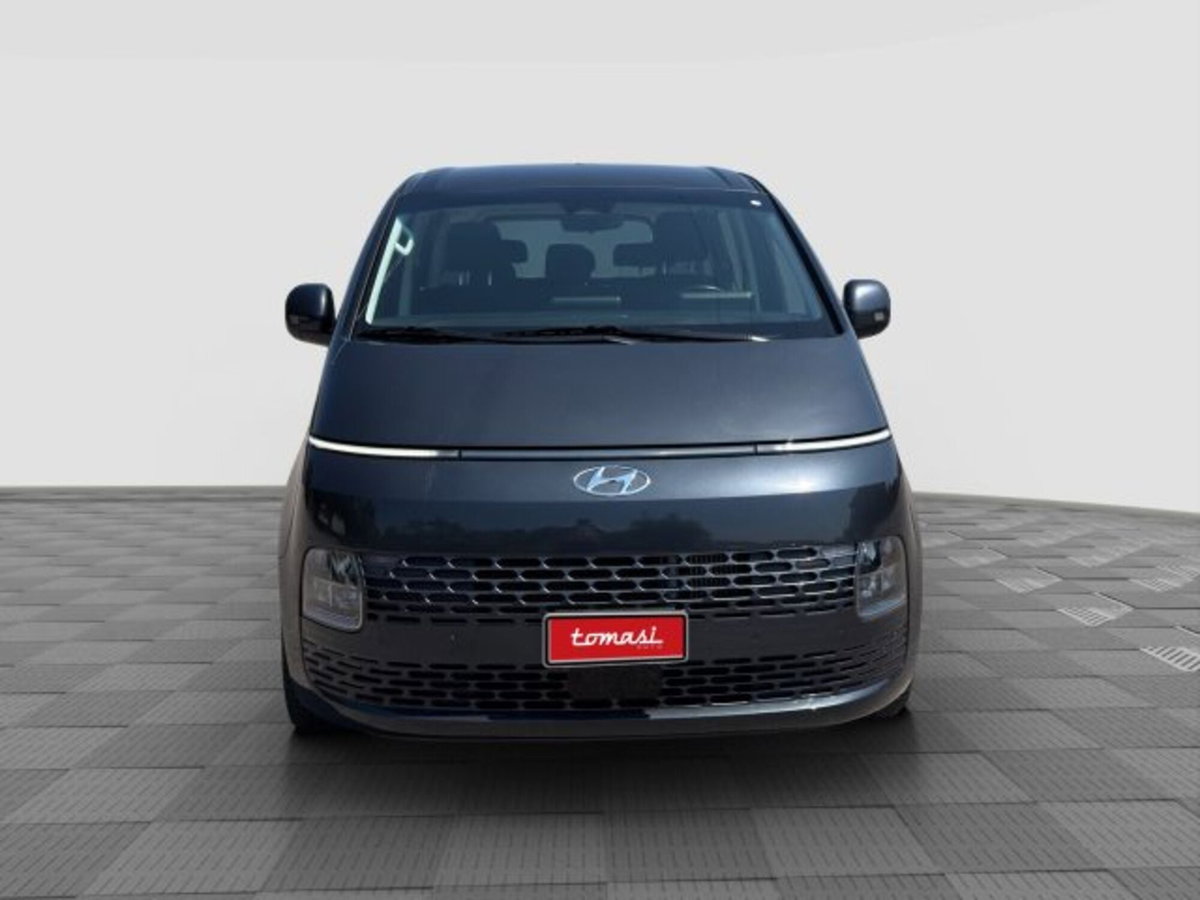 Hyundai Staria 2.2 awd auto (8)