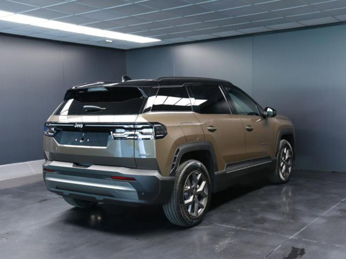 Jeep Compass 1.2 turbo 48V e-hybrid Summit fwd 145cv edct6 (3)