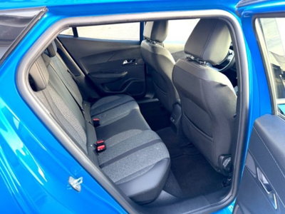 Peugeot 2008 PureTech 100 S&S Allure (17)