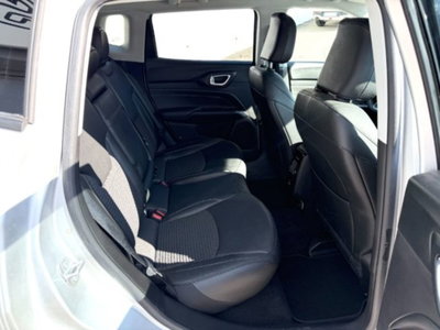 Jeep Compass 1.3 T4 190CV PHEV AT6 4xe Limited (13)