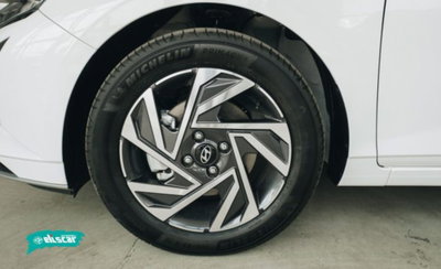 Hyundai i20 1.0 t-gdi Connectline 90cv dct (7)