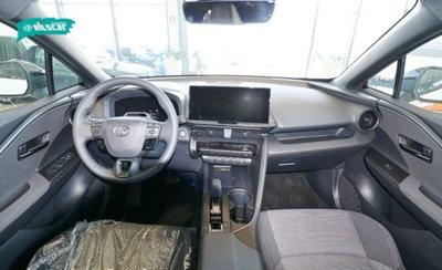 Toyota Toyota C-HR 1.8 hv Lounge fwd e-cvt (6)
